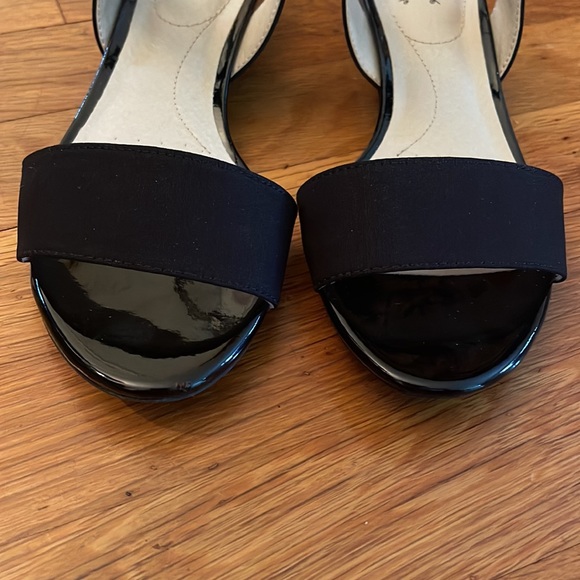 Life Stride Yolo Wedge Sandal in black size 7.5W  NWOT - Picture 4 of 11